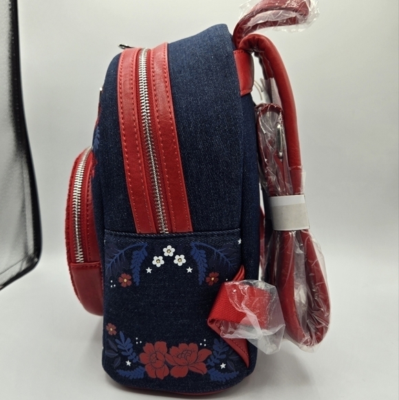 Loungefly Captain America 80th Anniversary Floral Backpack main image 7